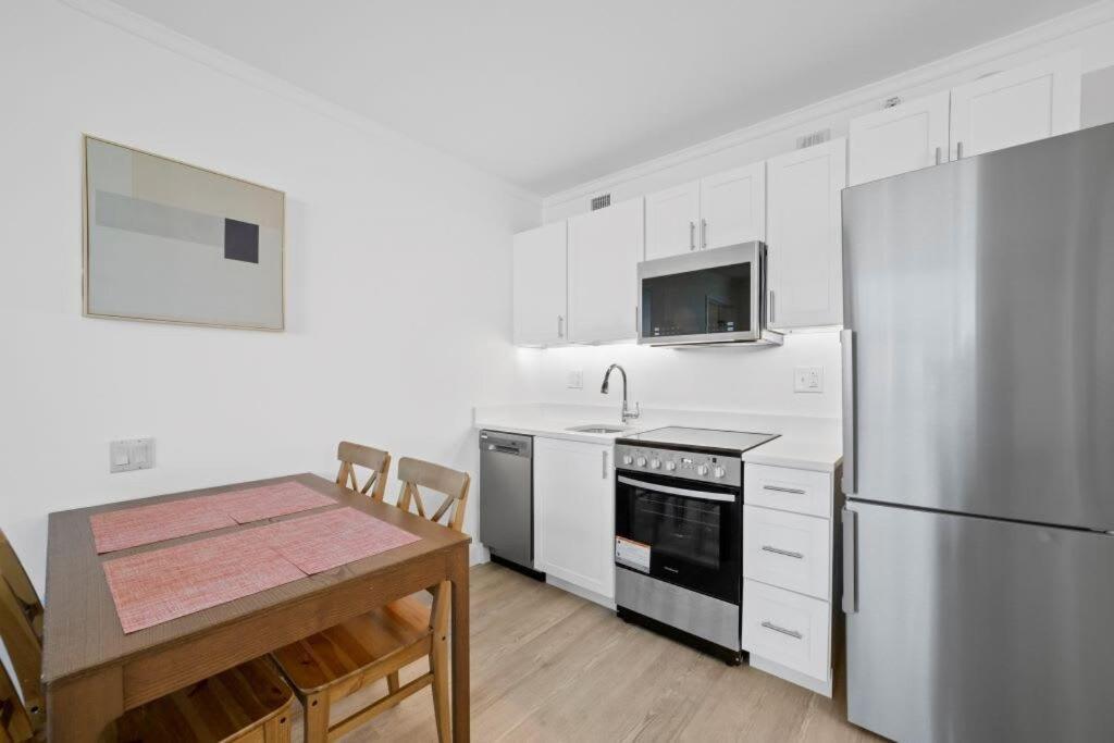 Huge Beachfront Condo Cozysuites At Showboat Atlantic City Exterior foto